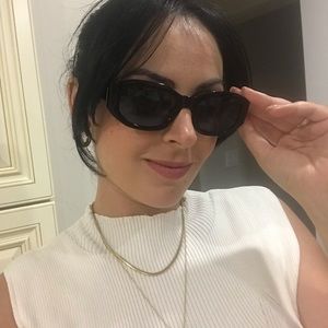 Meet your Posher, Erica